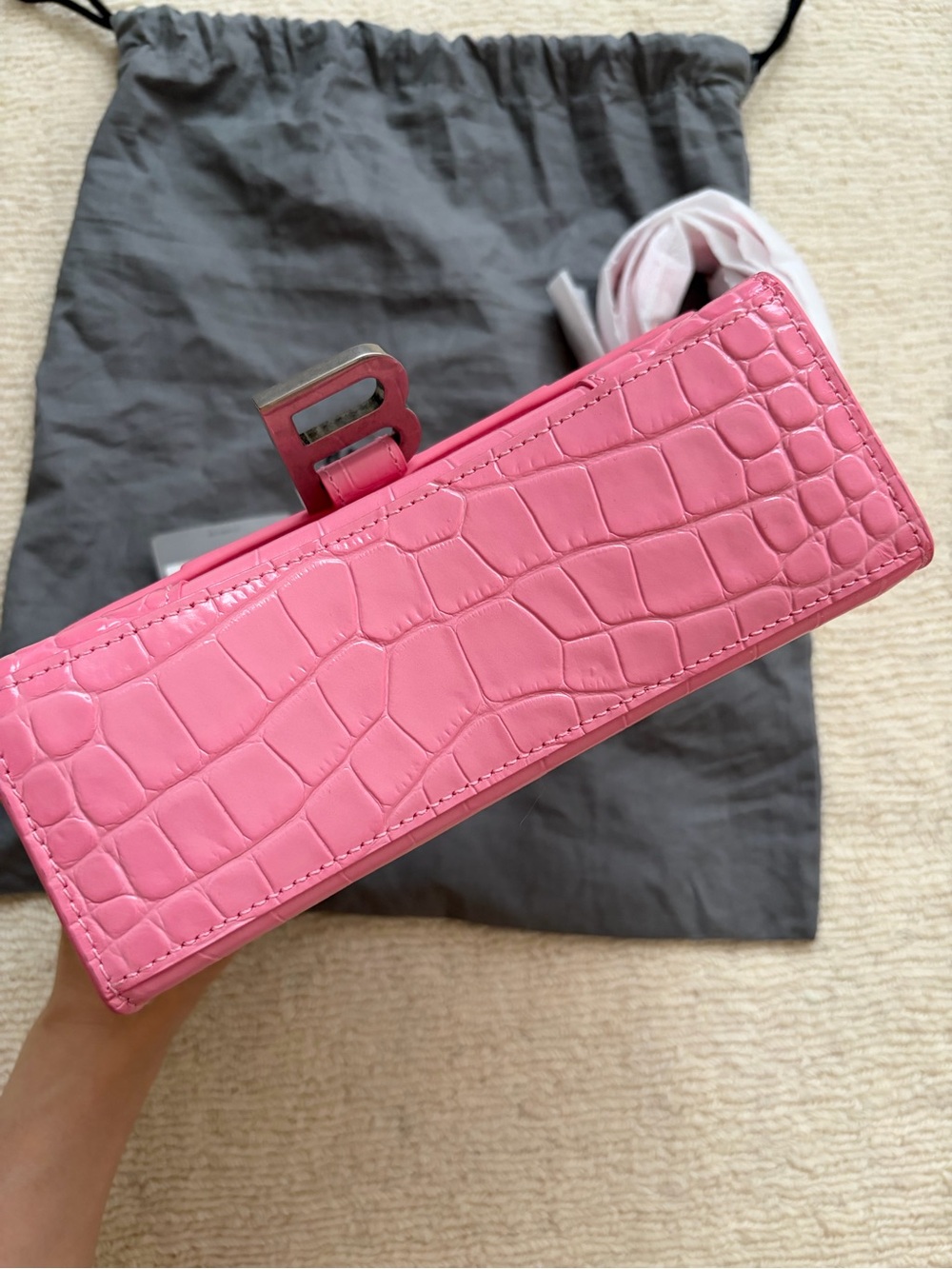 Brand New Balenciaga XS Hourglass Pink Croc Embossed Top Handle Bag $2600 - Picture 3 of 6